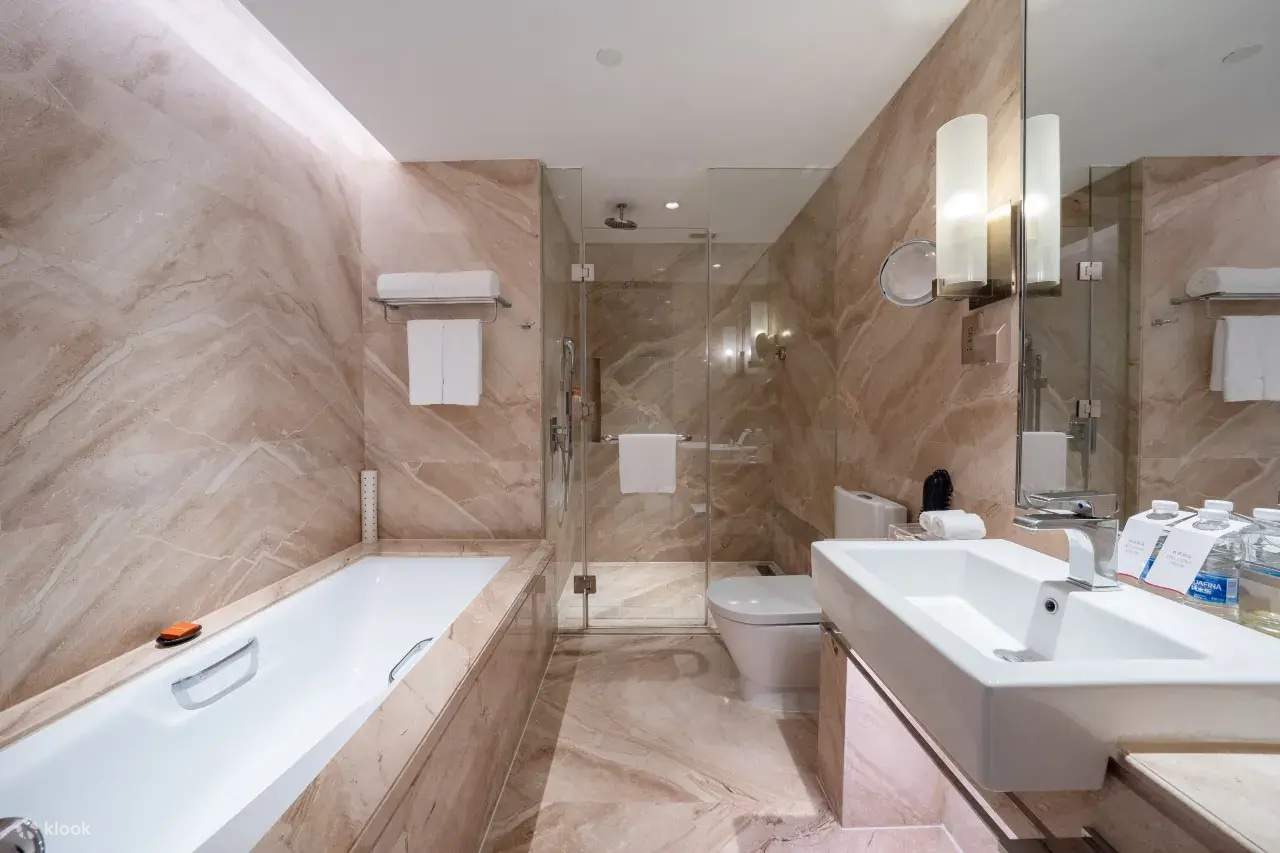 Accommodation package at Crowne Plaza Shanghai Jiading Yingyi